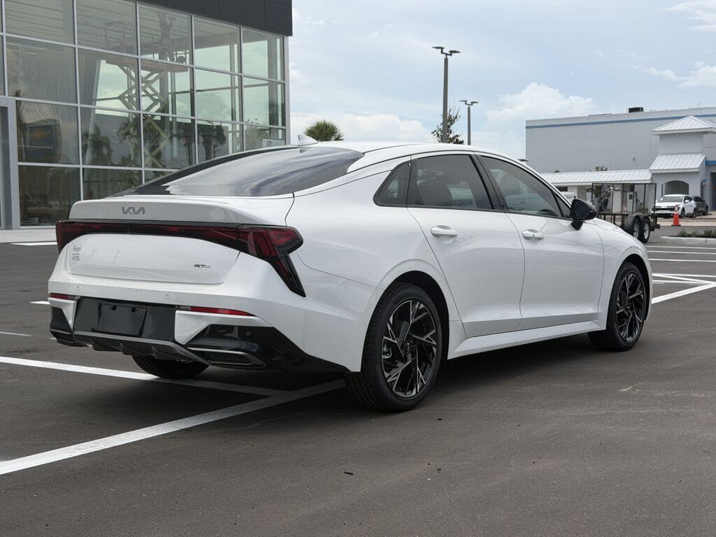2026 Kia K5