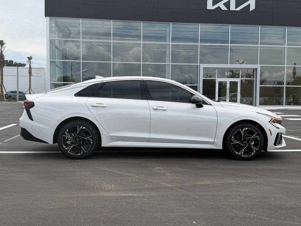 2026 Kia K5
