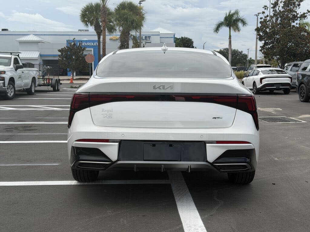 2026 Kia K5