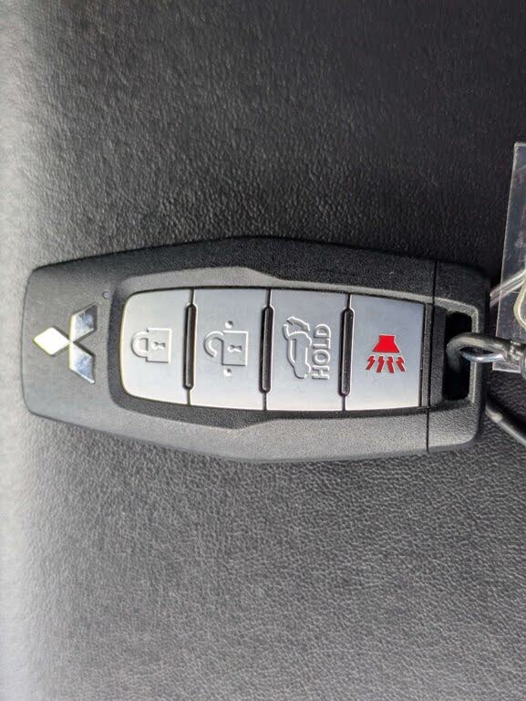 2025 Mitsubishi Outlander