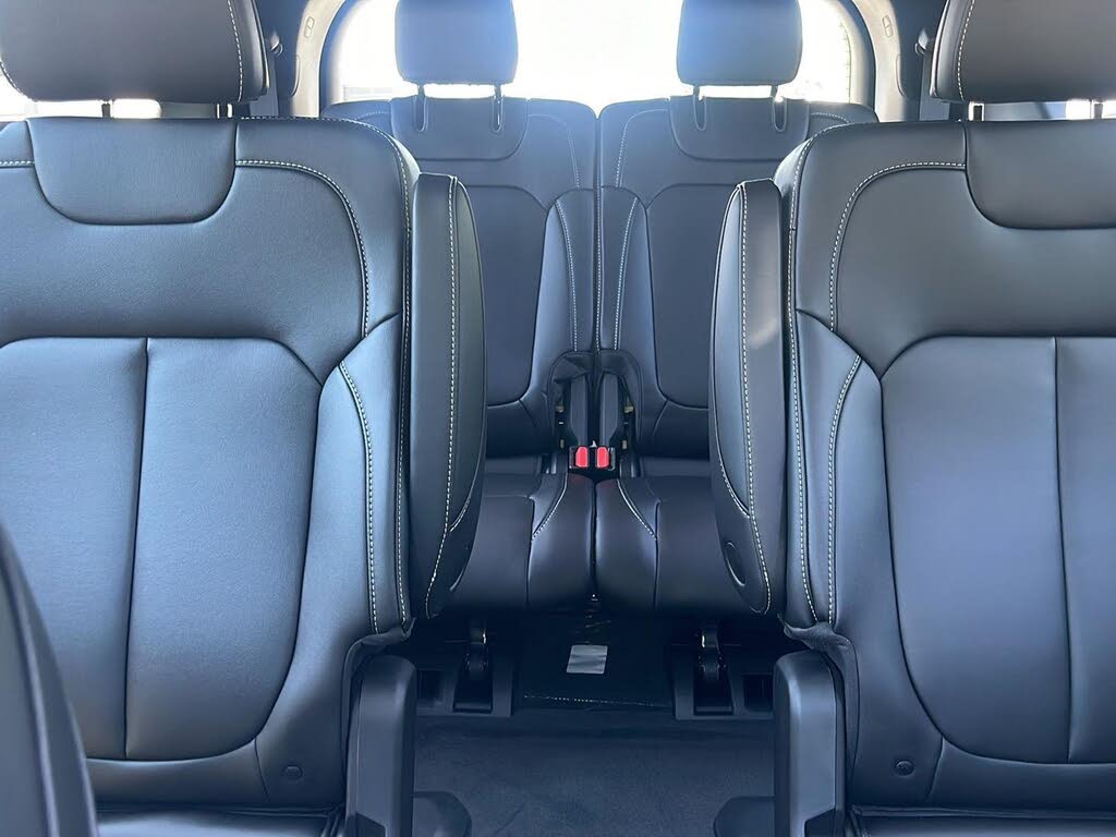 2026 Jeep Grand Cherokee L