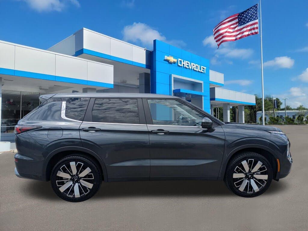 2025 Mitsubishi Outlander