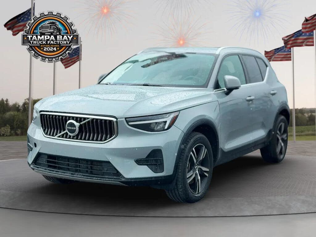 2025 Volvo Xc40