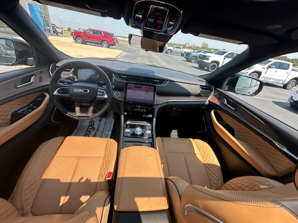 2022 Jeep Grand Cherokee