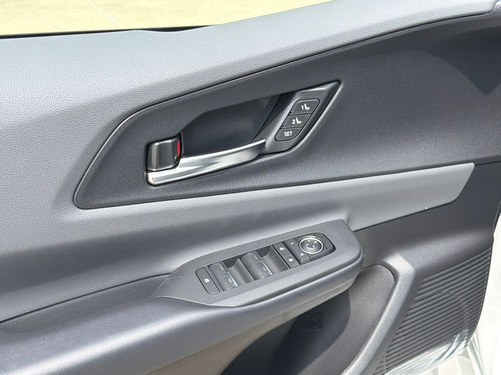 2027 Toyota Prius