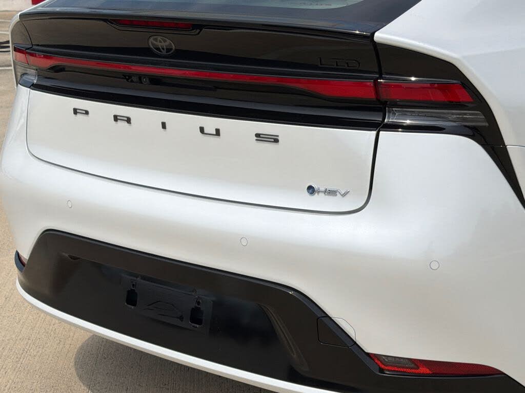 2027 Toyota Prius