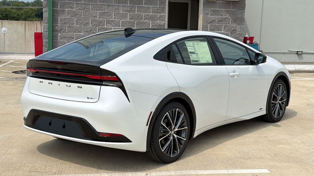 2027 Toyota Prius