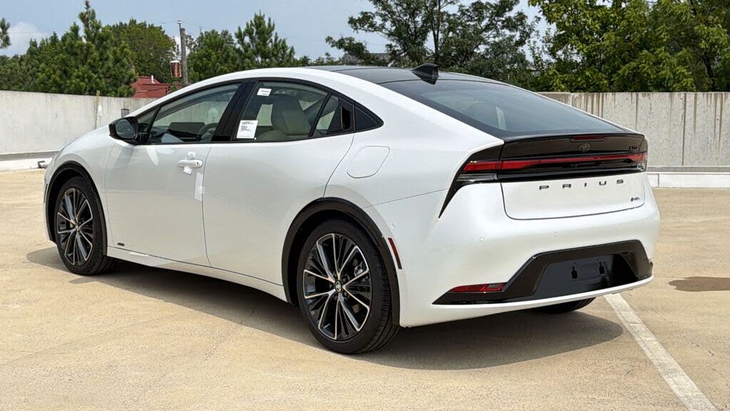 2027 Toyota Prius