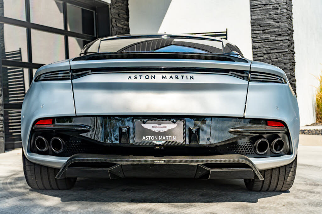 2020 Aston Martin DBS