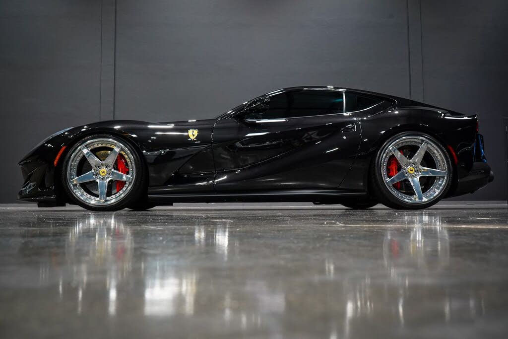 2019 Ferrari 812 Superfast Base for sale in Naples, FL