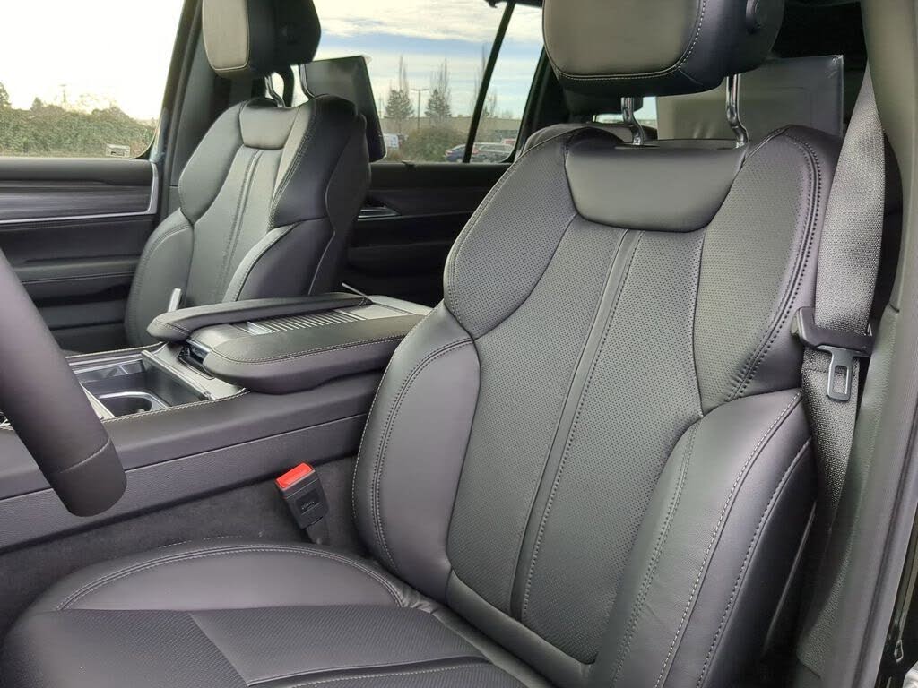 2024 Jeep Wagoneer