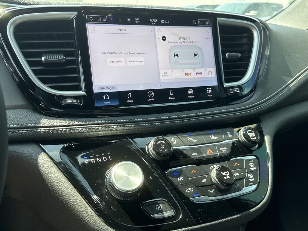 2026 Chrysler Pacifica