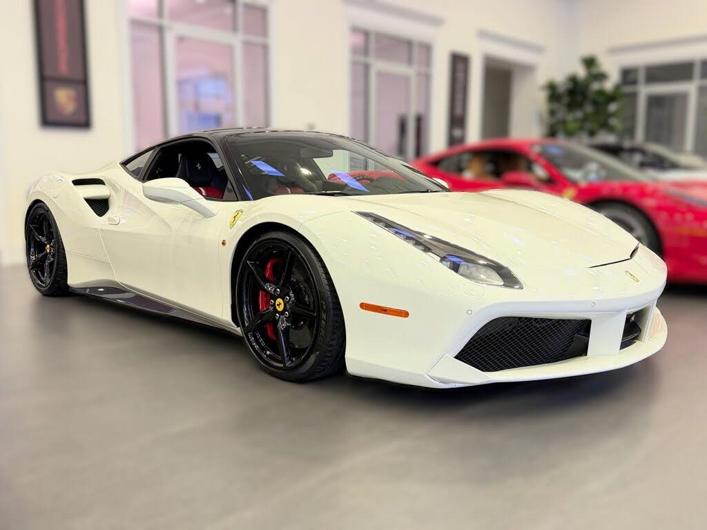 2017 Ferrari 488 GTB Base for sale in Miami, FL