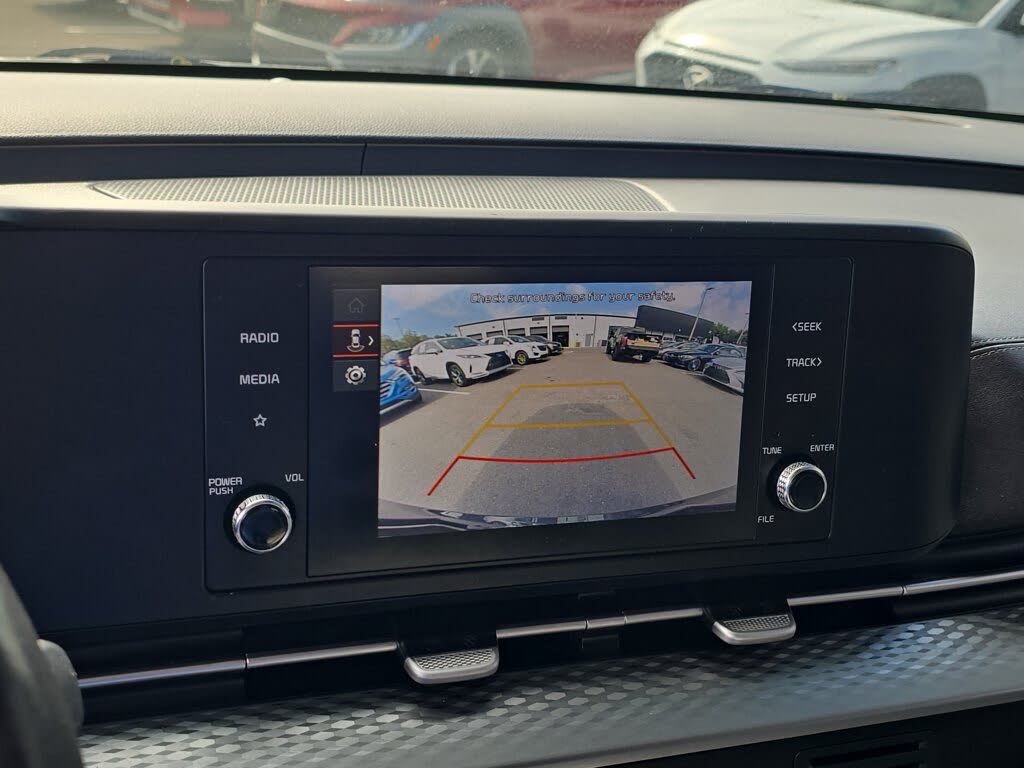 2023 Kia Carnival