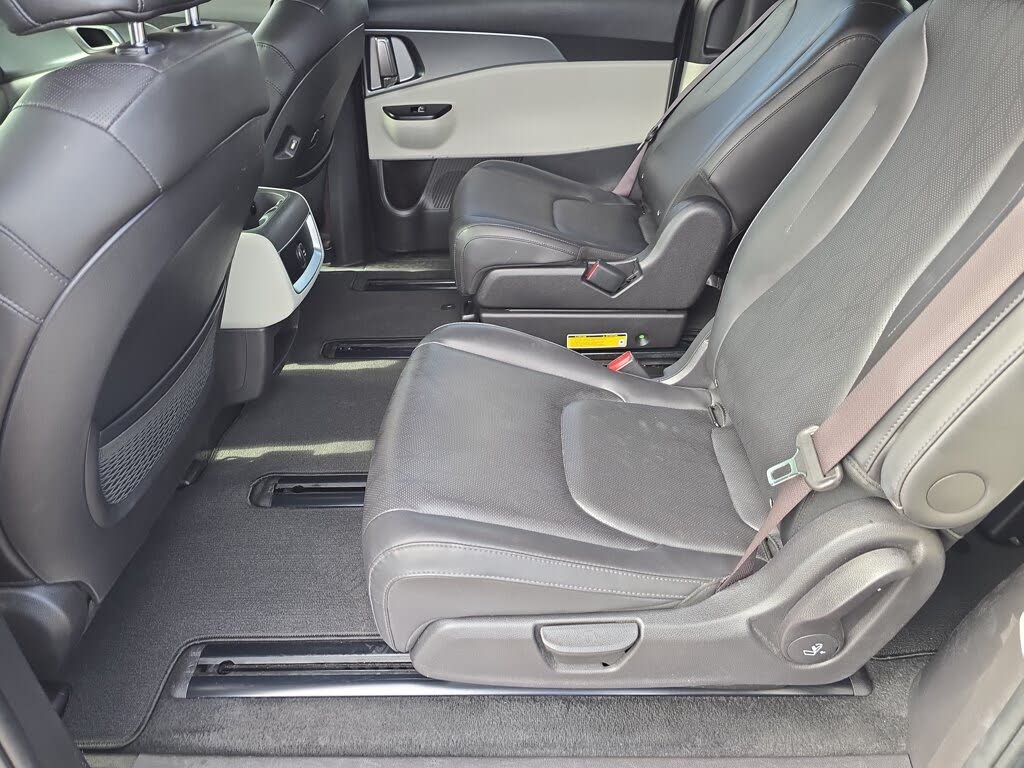 2023 Kia Carnival