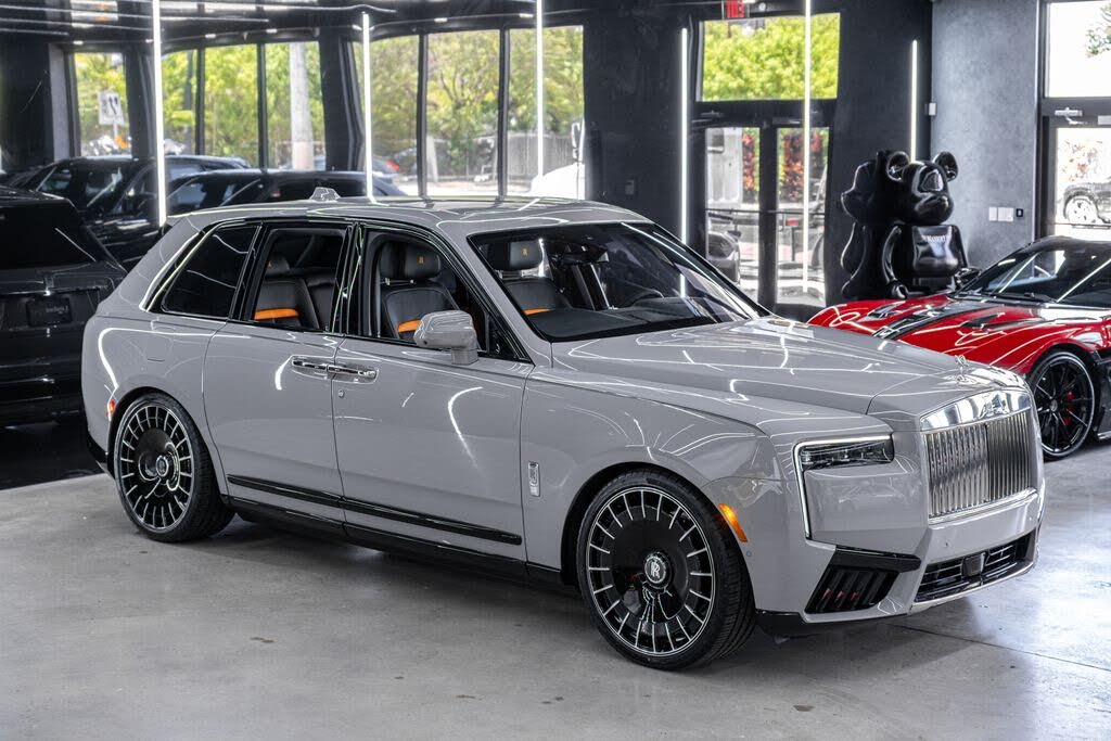 2027 Rolls-Royce Cullinan deal in Miami, FL