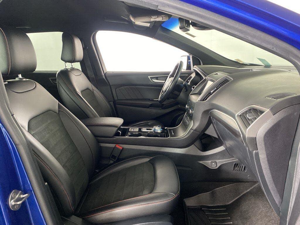 2020 Ford Edge