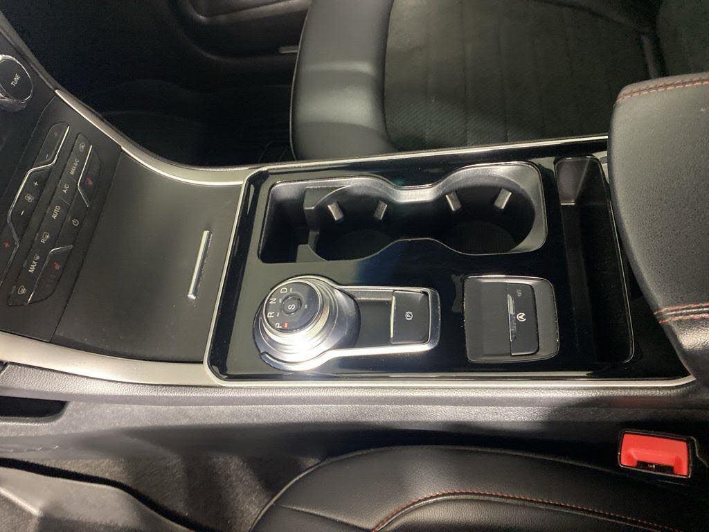 2020 Ford Edge