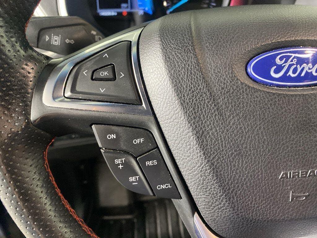 2020 Ford Edge