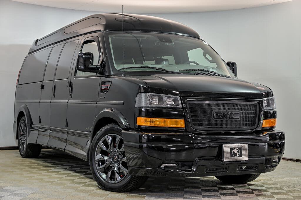 2025 Gmc Savana