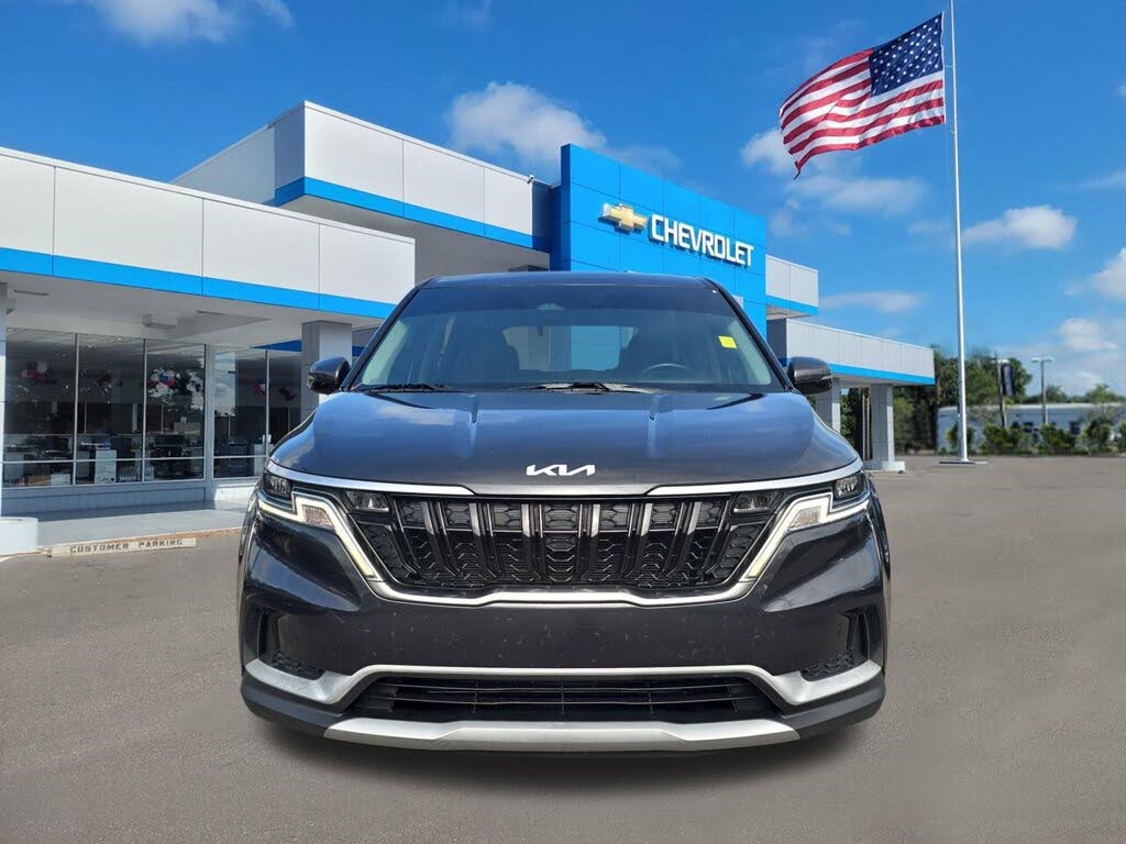 2023 Kia Carnival