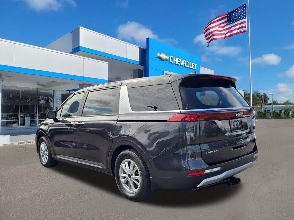 2023 Kia Carnival