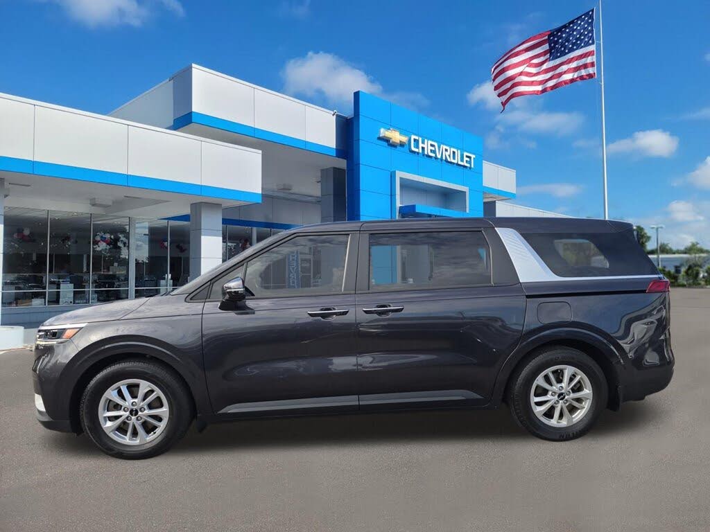 2023 Kia Carnival