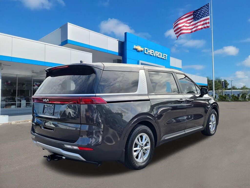 2023 Kia Carnival