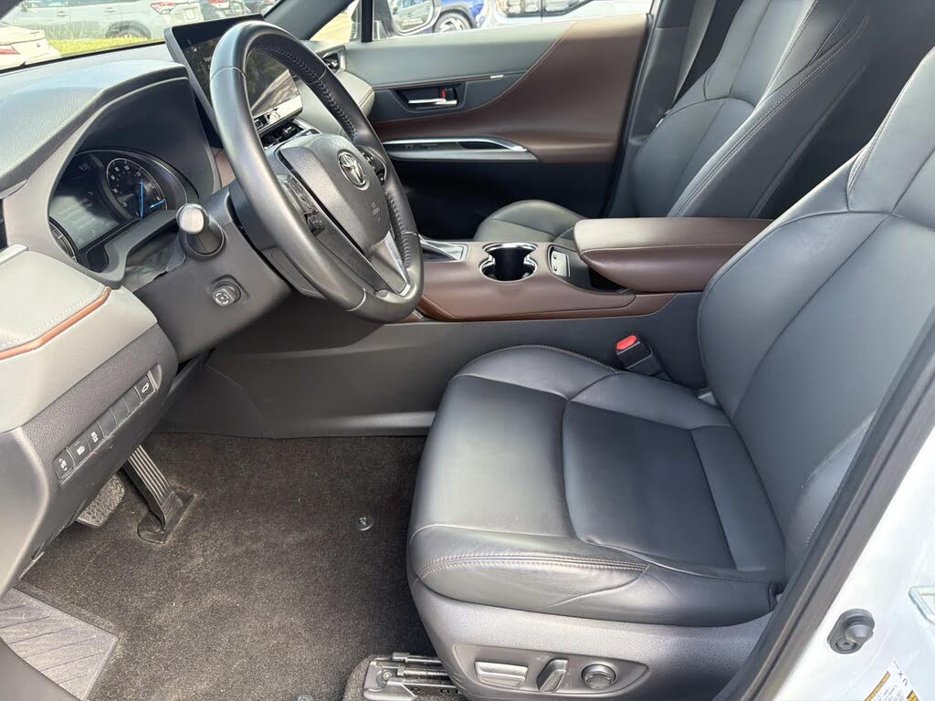 2023 Toyota Venza