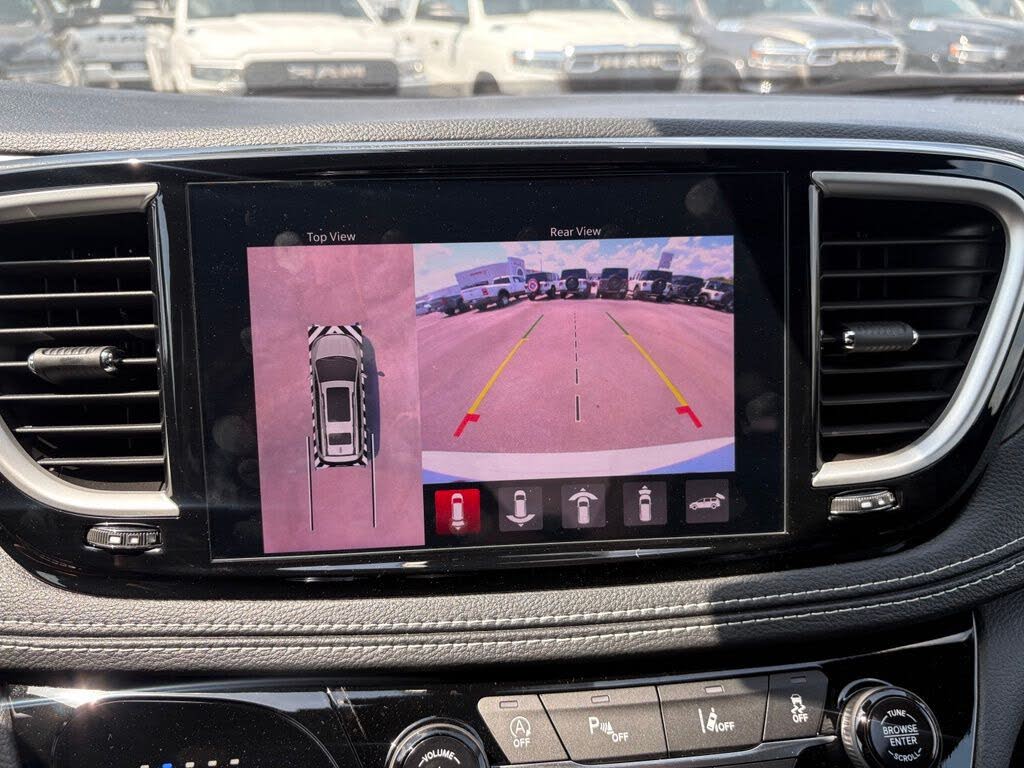 2026 Chrysler Pacifica