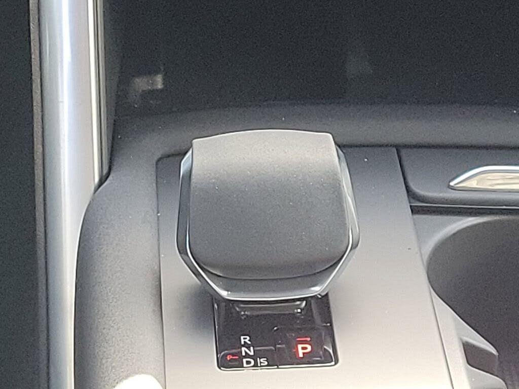 2025 Land Rover Discovery