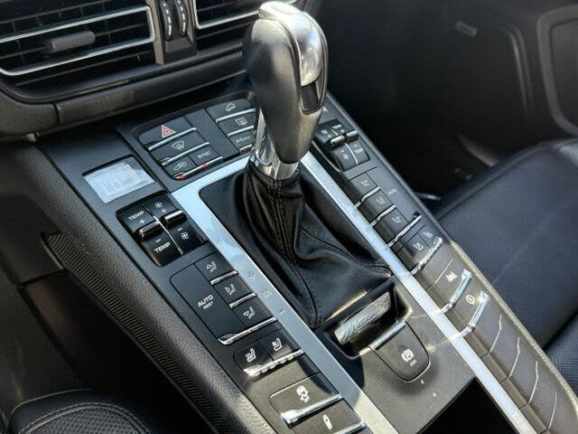 2020 Porsche Macan