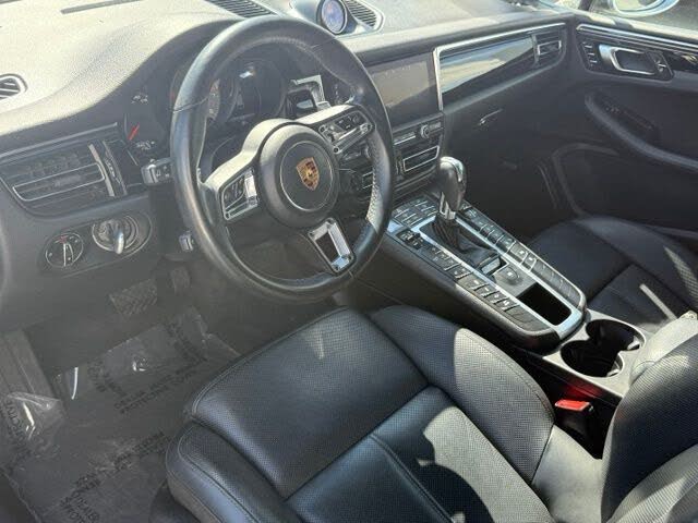 2020 Porsche Macan