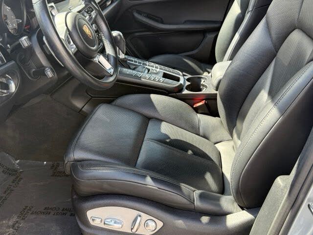 2020 Porsche Macan