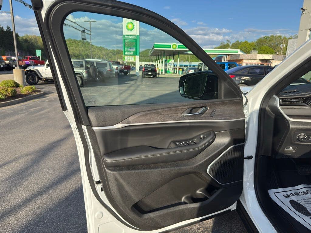 2026 Jeep Grand Cherokee L