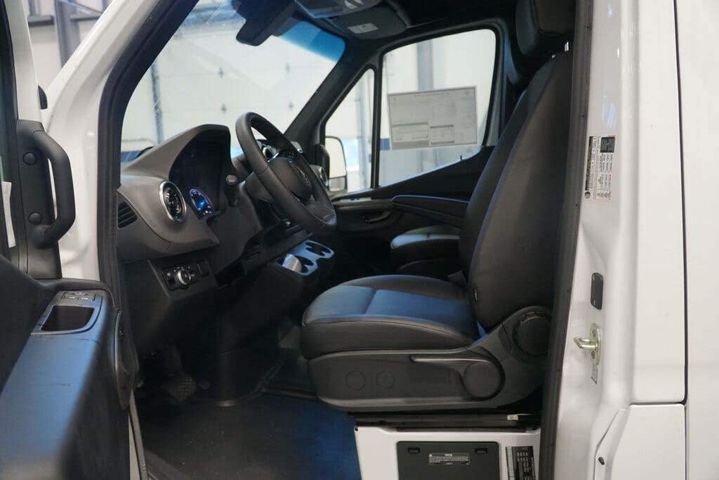 2025 Mercedes-Benz eSprinter