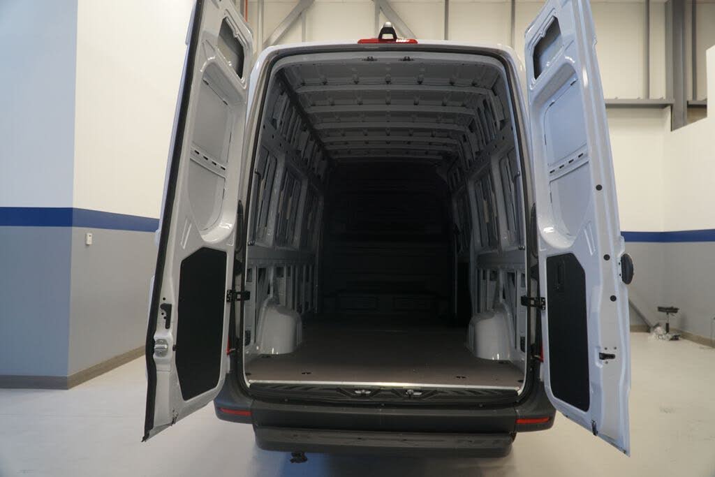 2025 Mercedes-Benz eSprinter