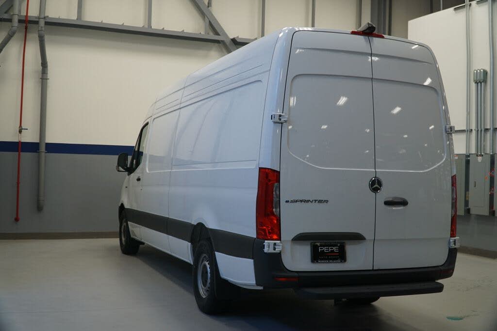 2025 Mercedes-Benz eSprinter