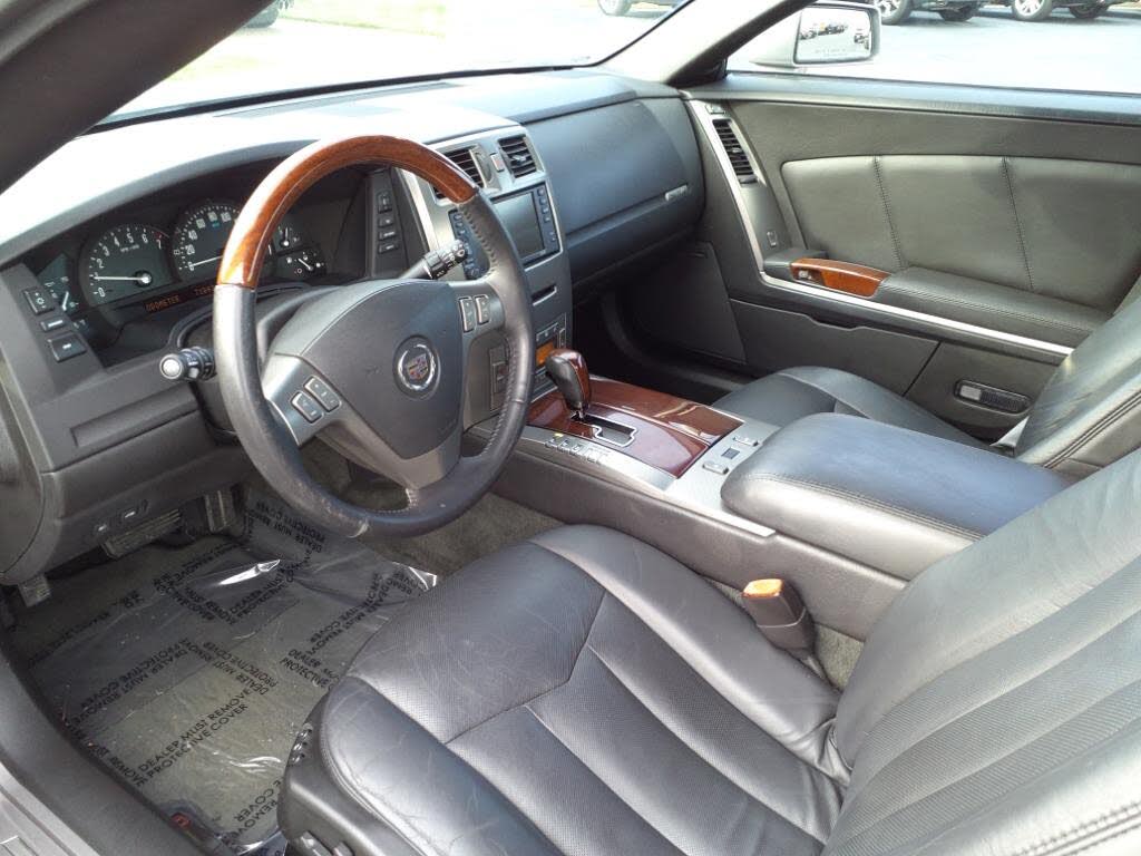 2005 Cadillac XLR