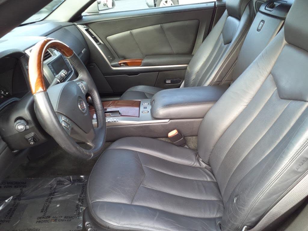 2005 Cadillac XLR