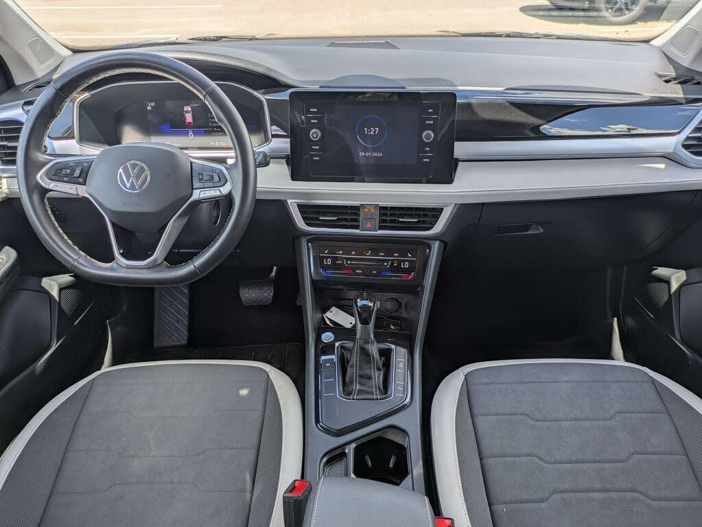 2025 Volkswagen Taos