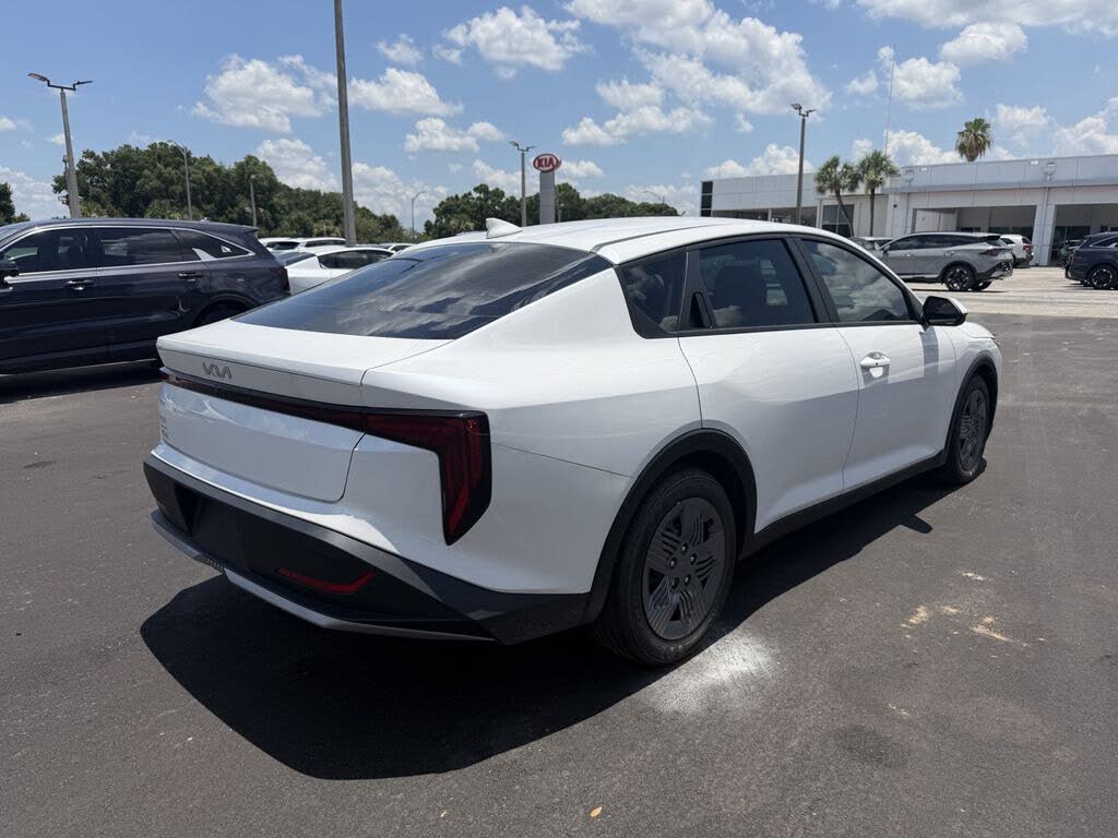 2026 Kia K4