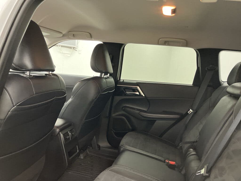 2024 Mitsubishi Outlander