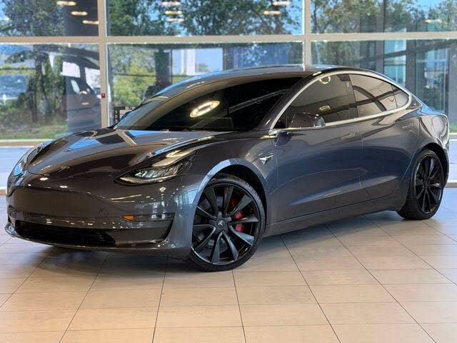 2018 Tesla Model 3 deal in East Dundee, IL
