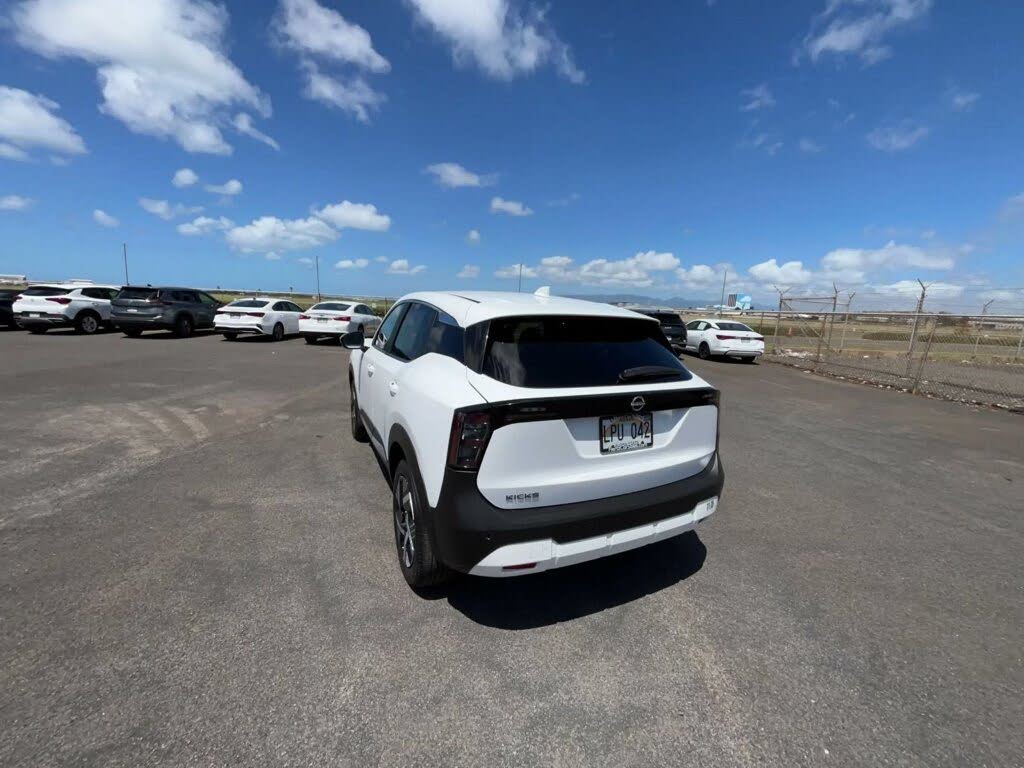 2025 Nissan Kicks