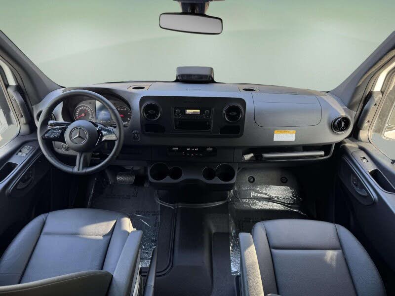 2025 Mercedes-Benz Sprinter