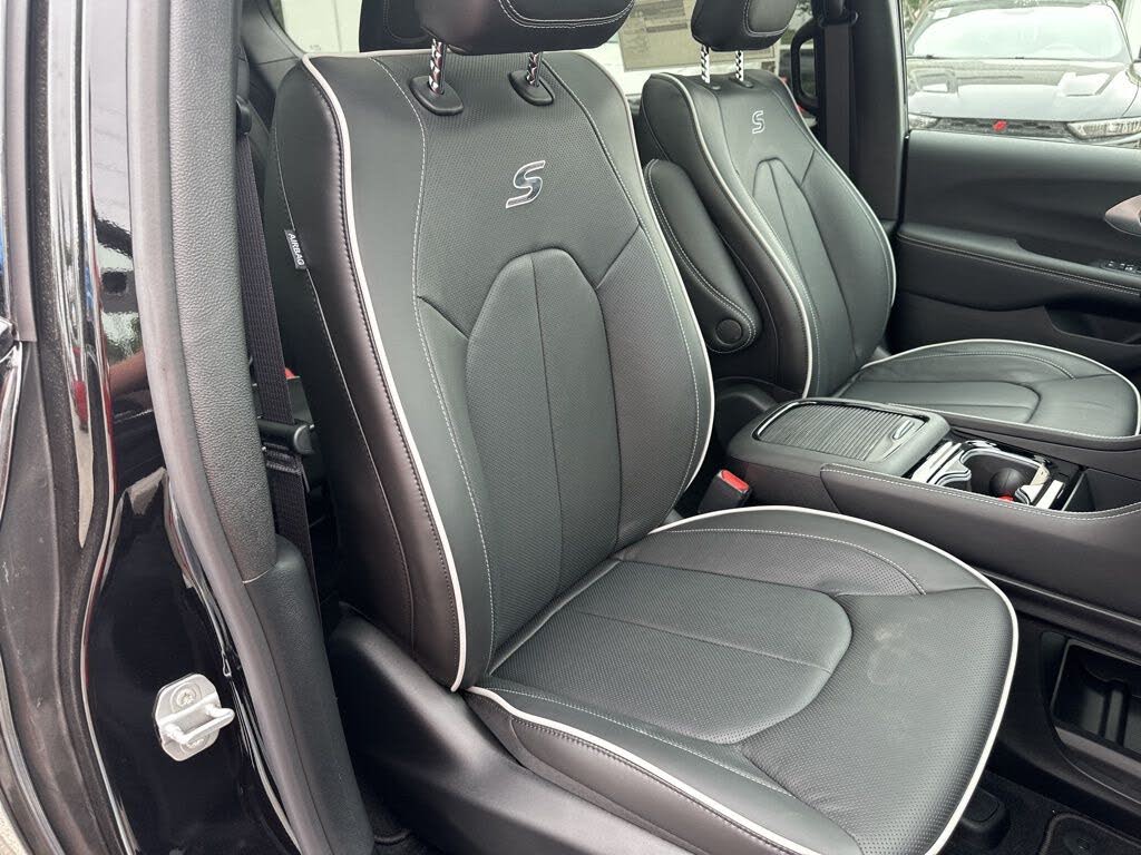 2026 Chrysler Pacifica