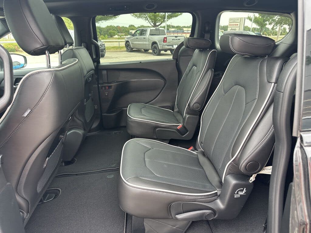 2026 Chrysler Pacifica