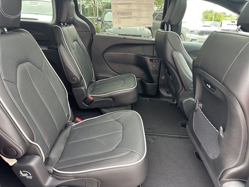 2026 Chrysler Pacifica