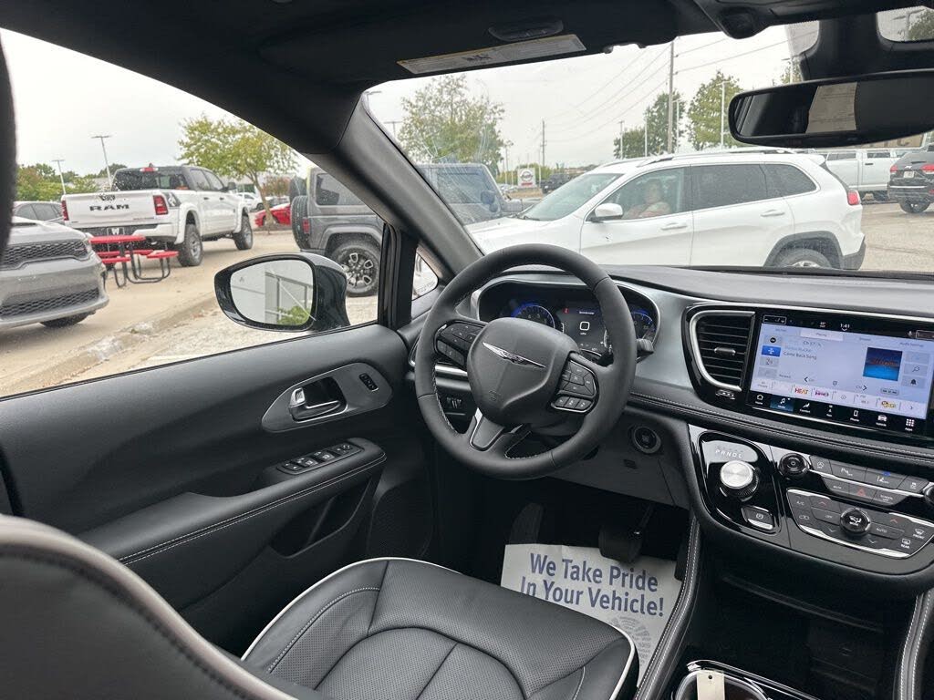 2026 Chrysler Pacifica